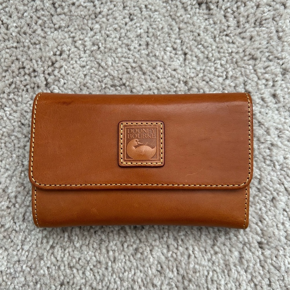 Dooney & Bourke Florentine Flap Wallet in Natural